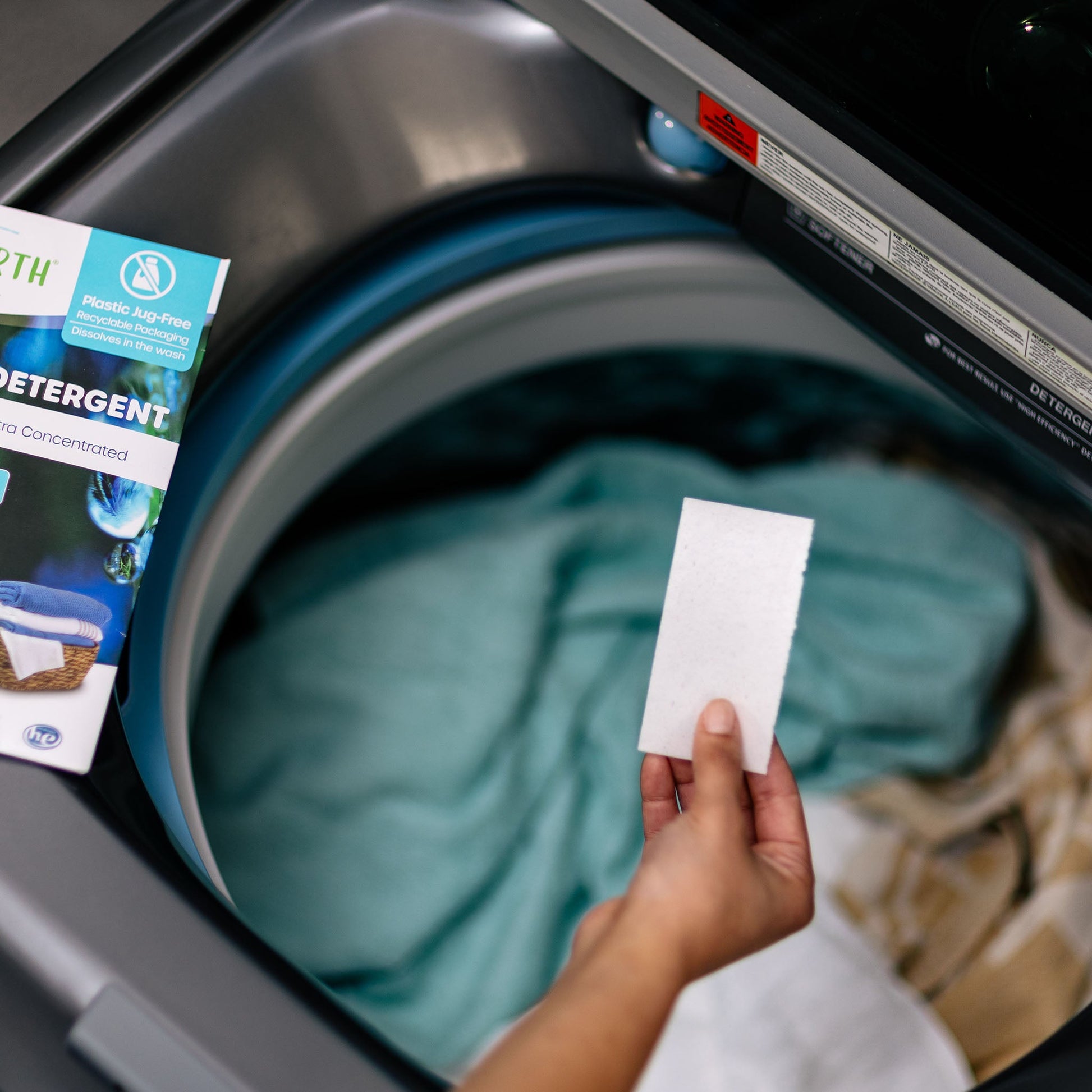 Tru Earth Eco-Strips Laundry Detergent - Fresh Linen / 8 Strips